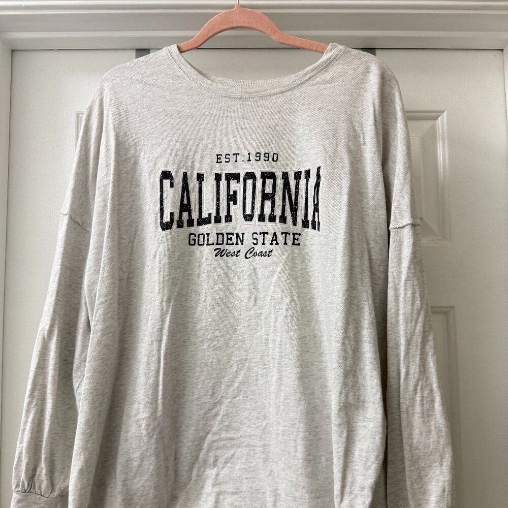 women's grey long sleeve shirt